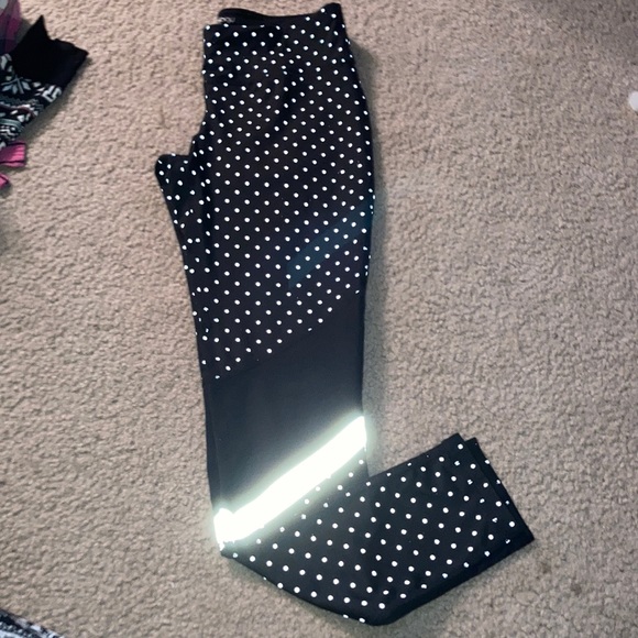 Women’s Ideology black polka dot Athletic Leggings - Picture 1 of 7
